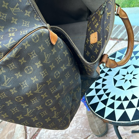 Louis Vuitton Vintage Monogram Travel Bag - Picture 10 of 13